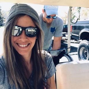 Meet your Posher, Angela